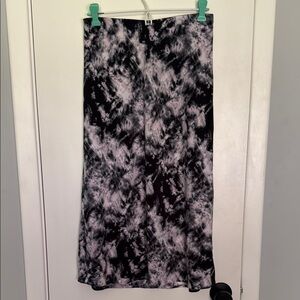 Black and White Tie-Dye Skirt